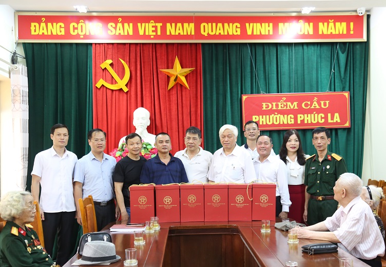 tang qua phuc la 6524 2.jpg